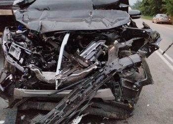 A/R: NPP’s Richard Ahiagbah survives accident on Kumasi-Accra road
