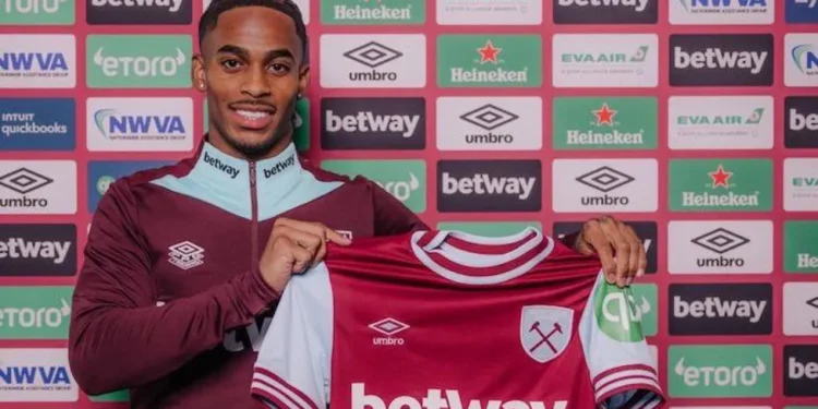 West Ham complete deal for Leeds forward Summerville