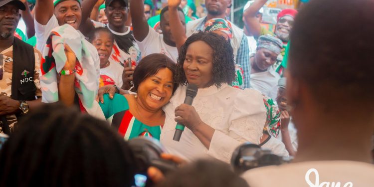 Prof. Opoku-Agyemang brokers peace at Dome market