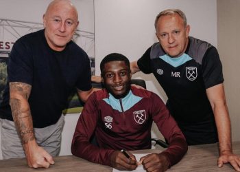 Gideon Kodua: Ghanaian midfielder extends West Ham contract, rejoins Wycombe Wanderers on loan