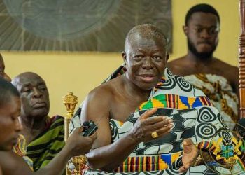 Angry Otumfuo surmmons Sabronum Chiefs over Galamsey