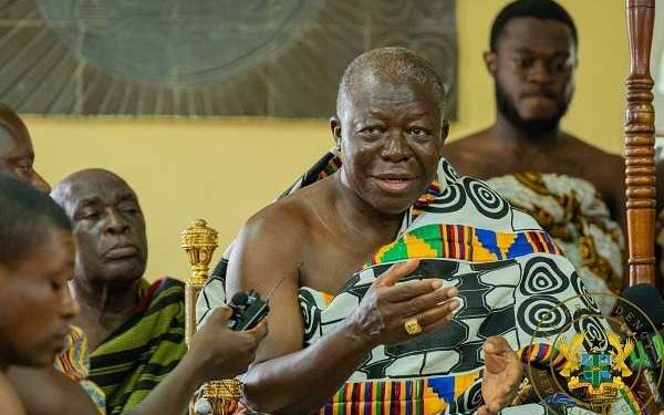 Angry Otumfuo surmmons Sabronum Chiefs over Galamsey