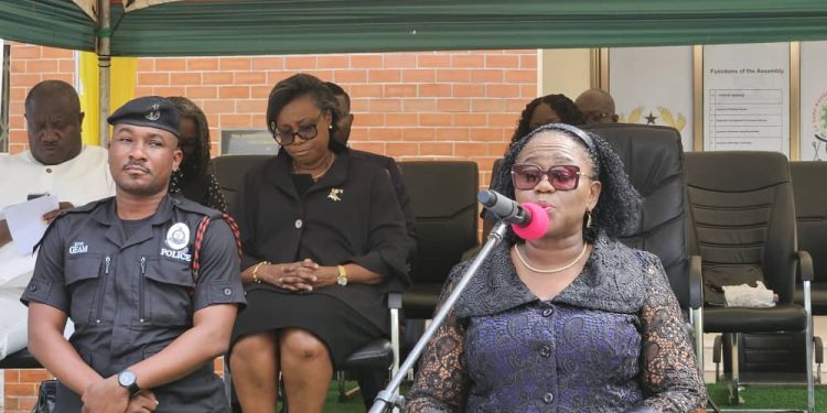 CJ establishes 12 District Courts for small debts recovery cases inspired by Bills Micro-Credit