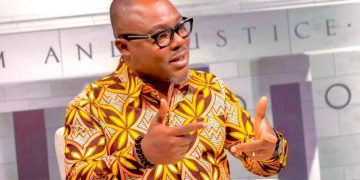 Prof. Gyampo attack the media over Mahama ‘Official 1’ reportage