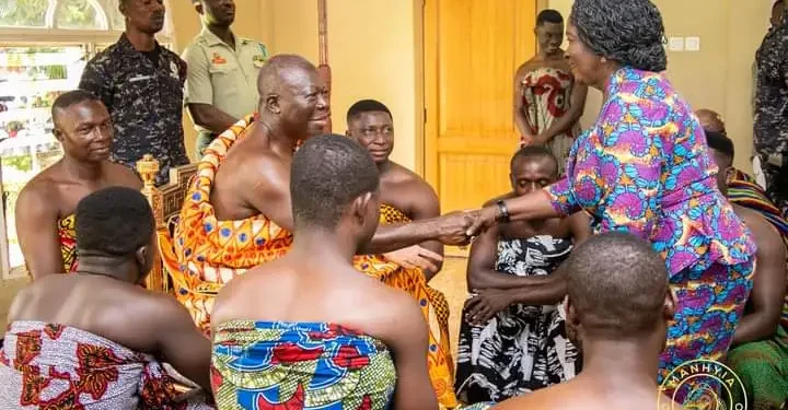 Manhyia is not for NPP because of NAPO – Otumfuo tells NDC