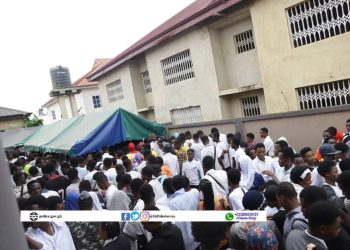 Police arrest 487 QNET ponzi scheme members in Kumasi