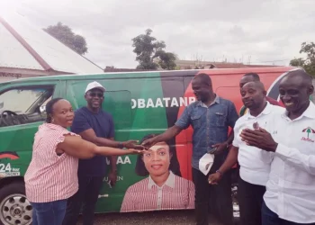 Kwame Awuah-Darko donates van, party paraphernalia to Juaben constituency towards 2024 elections