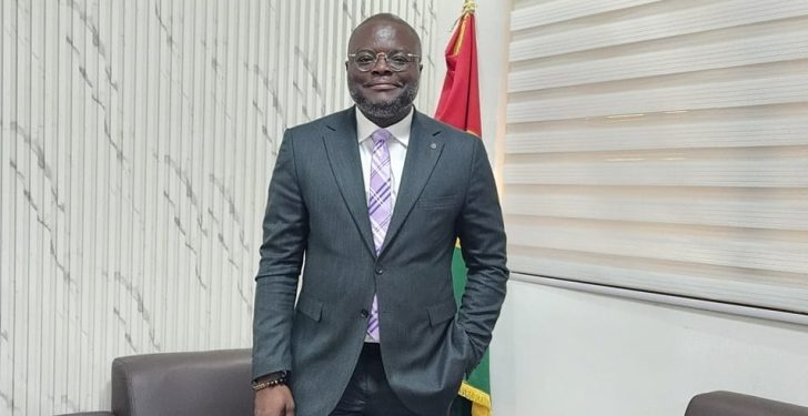 Alan Kyerematen introduces 40-year-old former hiplife artiste and legal practitioner Kwame Owusu Danso as his running mate