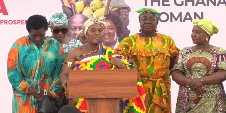 Kumasi market Queens Pledge full support for Mahama ahead of December elections