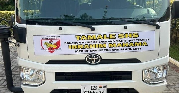 Ibrahim Mahama donates a 35 seater bus to Tamale Senior High School