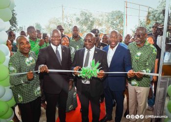 VP Bawumia lauds Lands Commission for digital initiatives, as he commissions new office complex