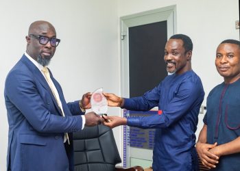 KATH CEO honoured with prestigious Business Excellence Award 