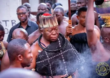 Asantehene Mourns His Wife Nkoranzahemaa