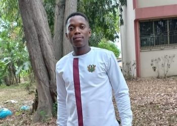 Prison Officer arrested for taken Photograph ballot paper