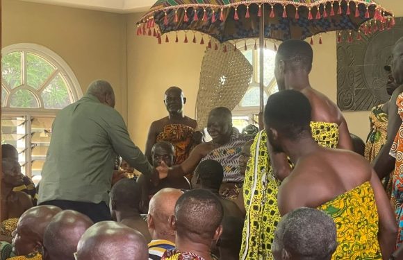 Mahama denies involvement in attack on Asantehene’s convoy in Techiman