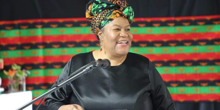 President of Zambia sacks High Commissioner to South Africa for asking a male staff to shave her