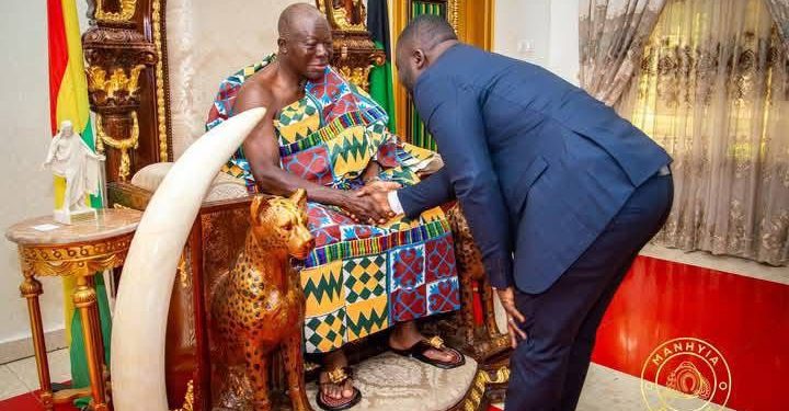 Ashanti Regional Minister pays courtesy call on Asantehene after swearing-In into office