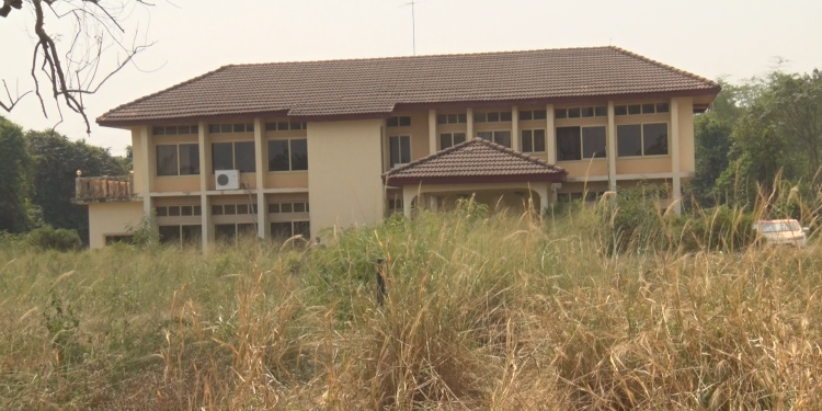 Video: Ashanti Regional Minister’s residence and Presidential lodge in ruins after eight years of neglect
