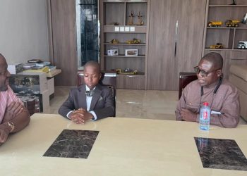 Ibrahim Mahama meets 13-year-old KNUST prodigy from Bole