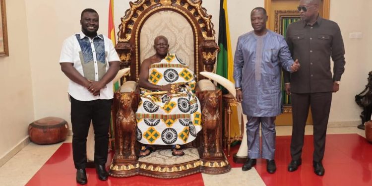 Ashanti regional Minister, Lands Minister discuss land management and environmental protection with Otumfuo