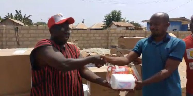 Hope Global Ghana Mission, a U.S.-based Ghanaian charitable organization donating medical supplies worth GH¢200,000 to two health facilities in the Wenchi Municipality of the Bono Region.