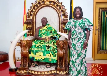 Asantehene urges trade minister to secure long-term financing for farmers