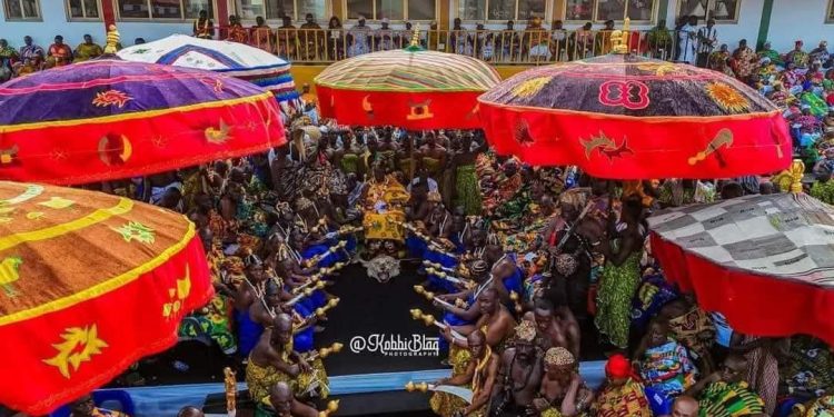 The restoration of the Ashanti Confederacy in 1935 was a restoration of the pre-1874 status of chiefs so Dormaahene and others should be guided accordingly