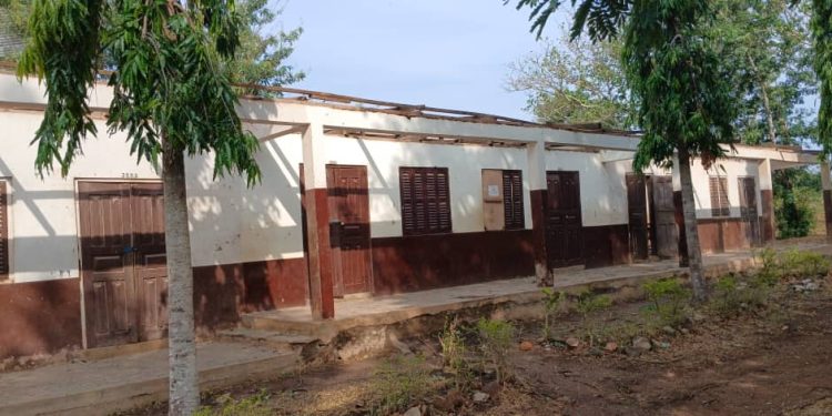 B/R: Heavy rainstorm renders over 100 homeless in Buoku, destroys school and homes