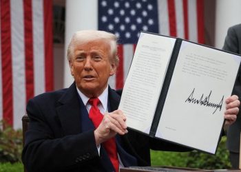 Trump signs sweeping new global tariffs