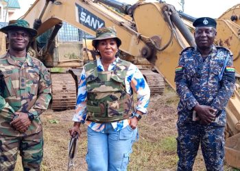 E/R: 7 illegal miners arrested, excavators and weapons retrieved