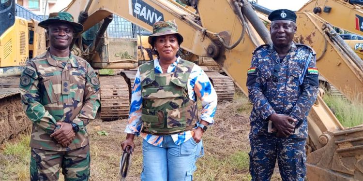 E/R: 7 illegal miners arrested, excavators and weapons retrieved