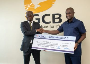 SIC Insurance pays GHS 1.54 million claim to GCB Bank