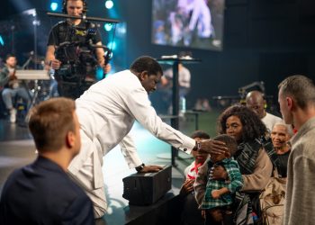 Agyinasare stuns Canada with avalanche of miracles: The blind see, the deaf hear, as hernias, growths disappear