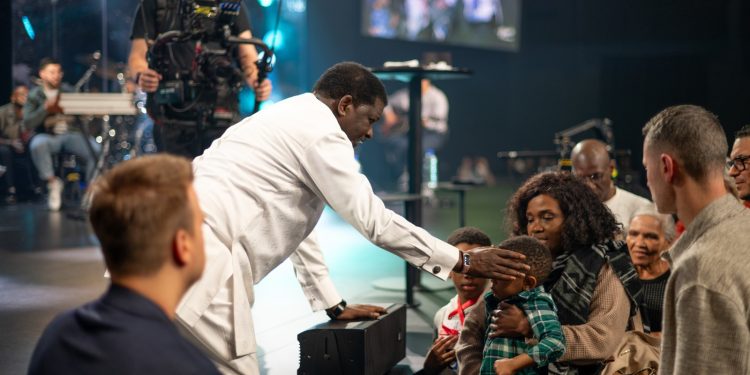 Agyinasare stuns Canada with avalanche of miracles: The blind see, the deaf hear, as hernias, growths disappear