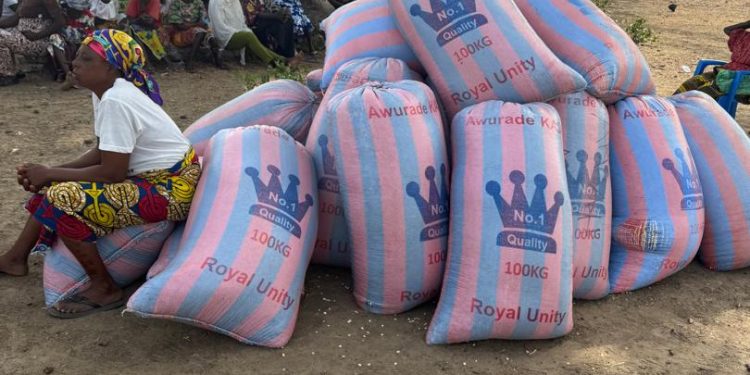 Seidu Agongo supports vulnerable residents in Bongo with food donation