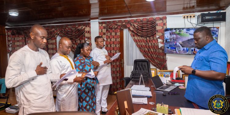 Ashanti Regional Minister swears in four newly approved MMDCEs