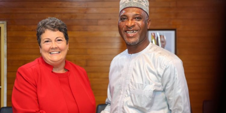 Interior Minister  bids farewell to U.S. Ambassador Virginia Palmer