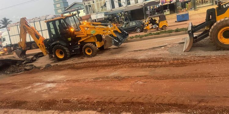 Suame MCE announces major road rehabilitation to tackle traffic congestion