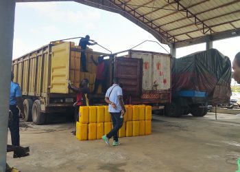 National security intercepts suspected smuggled cooking oil trucks over Tax evasion