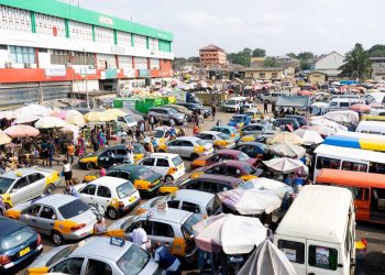 Transport operators threaten nationwide protest over trading on roads and pavements, demand enforcement of L.I. 2180