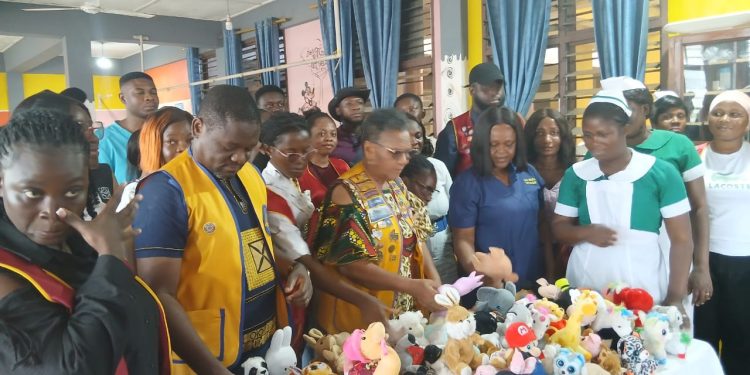 Accra Golden Lions Club supports Suntreso Gov’t Hospital Children’s ward