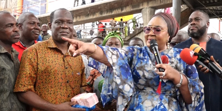 Naa Torshie donates GH₵100,000 to victims of Adum Railway Market fire victims
