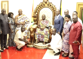 Prioritize Komfo Anokye’s development over personal gains – Otumfuo to KATH board