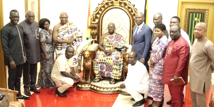 Prioritize Komfo Anokye’s development over personal gains – Otumfuo to KATH board