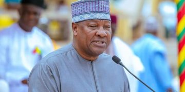 Hajj fares will drop next year if cedi remains strong – Mahama