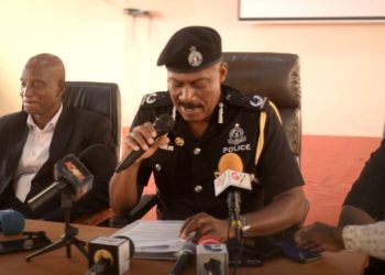 Police in Ashanti region arrest 6 suspects including 5 Nigerians for attacking and robbing Bank customers