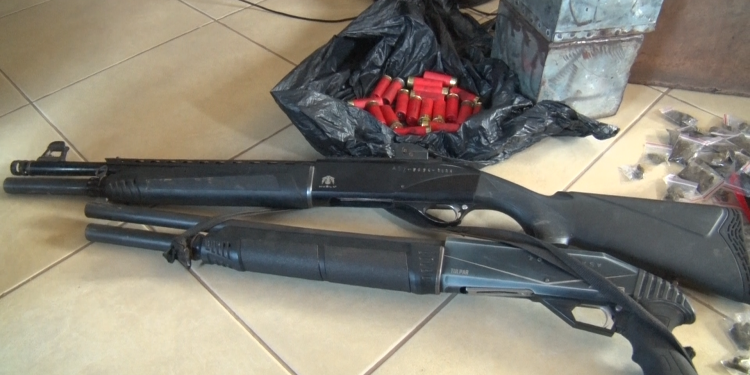 Fomena district Police recovers abandoned arms and ammunition from vehicle
