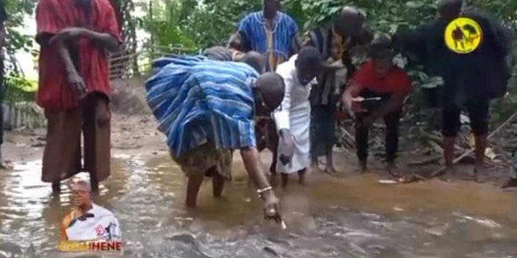 Etweresohene projects mystical river that talks to humans