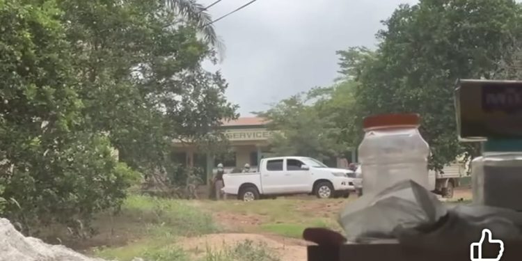 Tension at Forestry commission office as Armed NDC men storm premises in Bekwai, Offinso and Nkawie