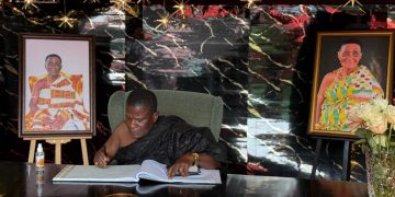 Nana K Gyasi pays tribute to late Asantehemaa